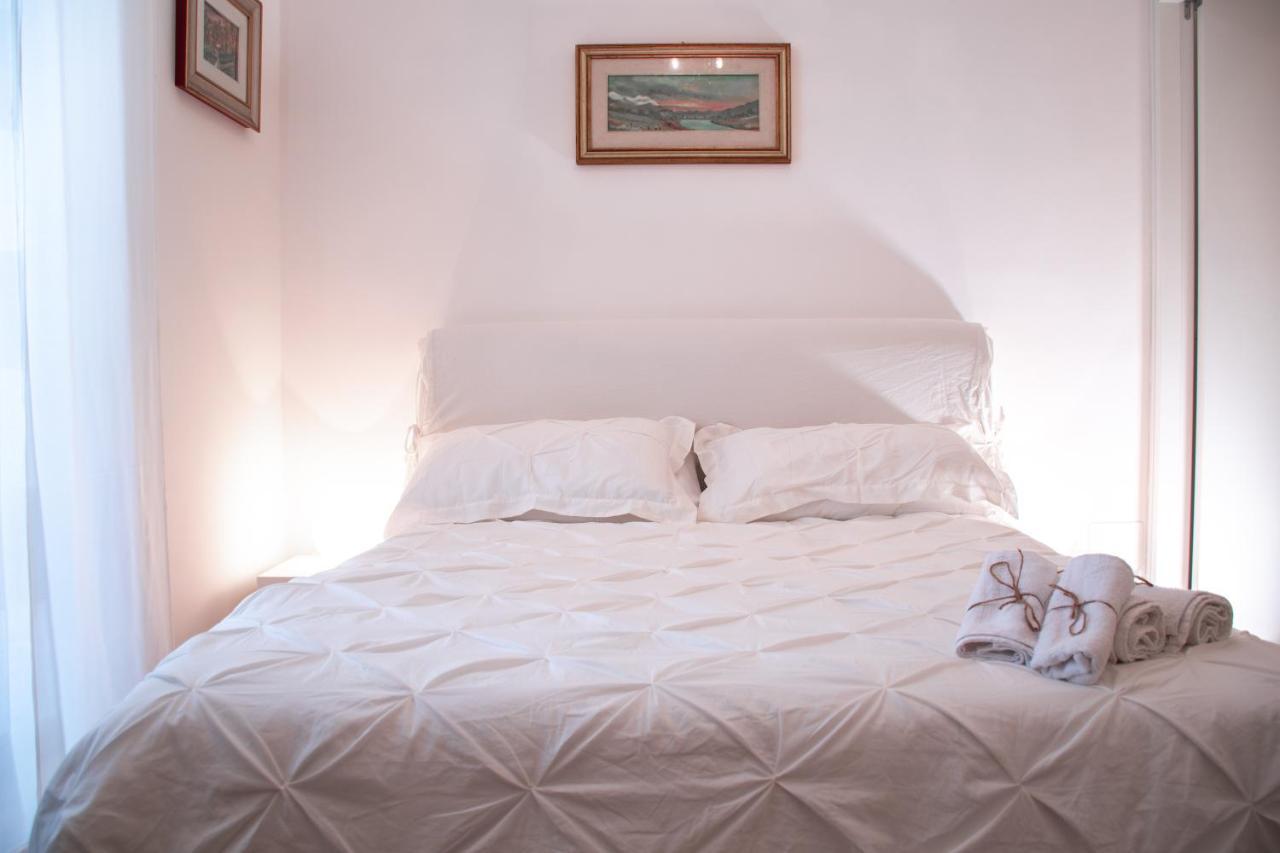 Luxury Bnb Pisacane Apartment Bari Exterior foto