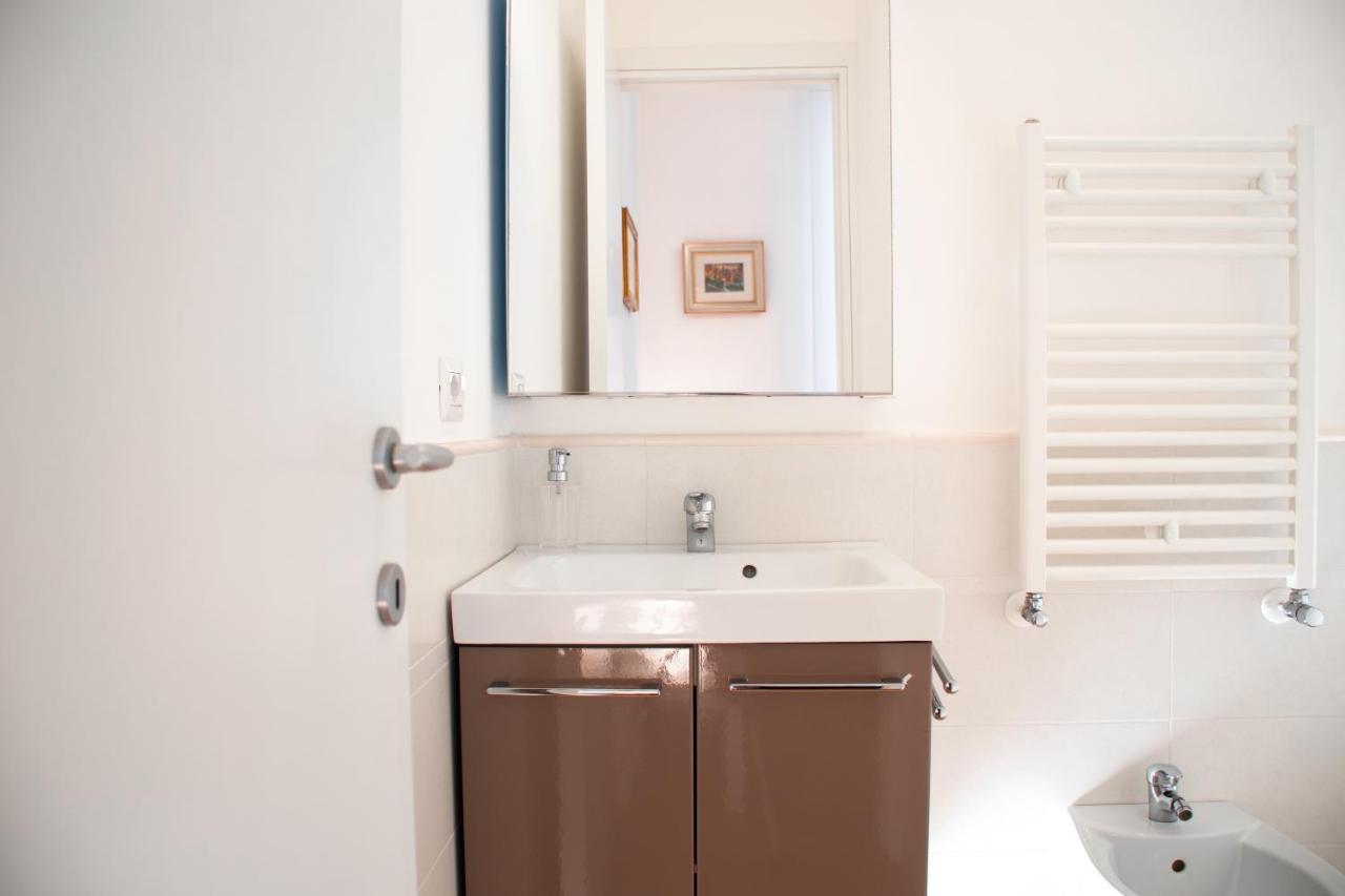 Luxury Bnb Pisacane Apartment Bari Exterior foto